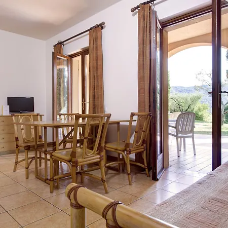 Aparthotel Poiano 3*