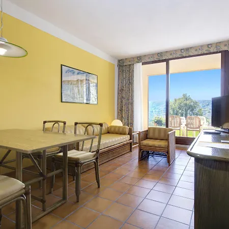 Poiano 아파트호텔 3*