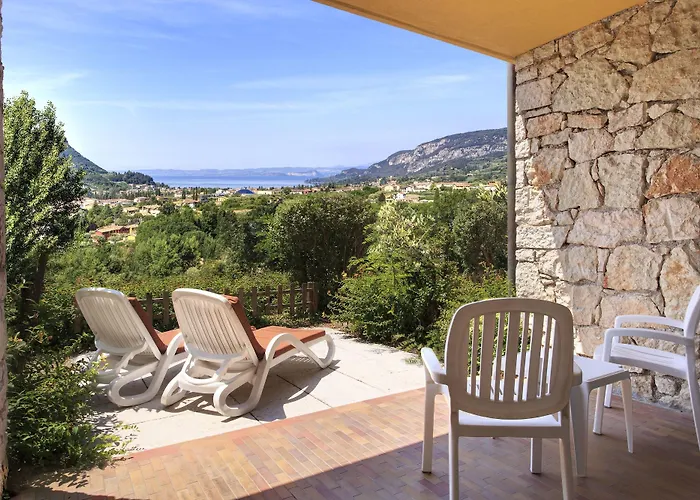 מלון דירות Poiano