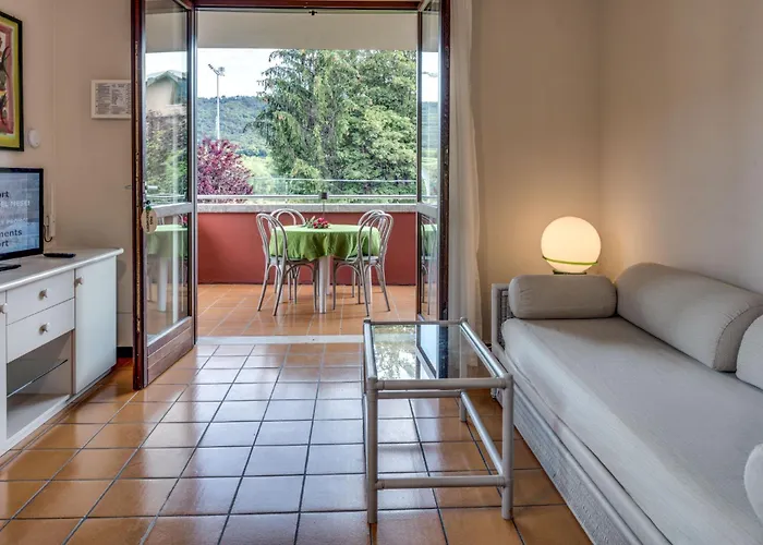 מלון דירות Poiano 3*