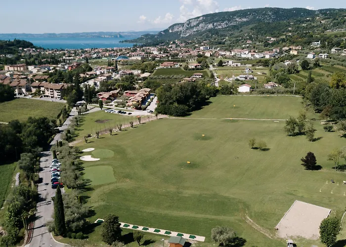 מלון דירות Poiano