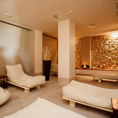 Lejlighedshotel Poiano Garda 3*