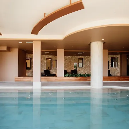 Lejlighedshotel Poiano Garda 3*