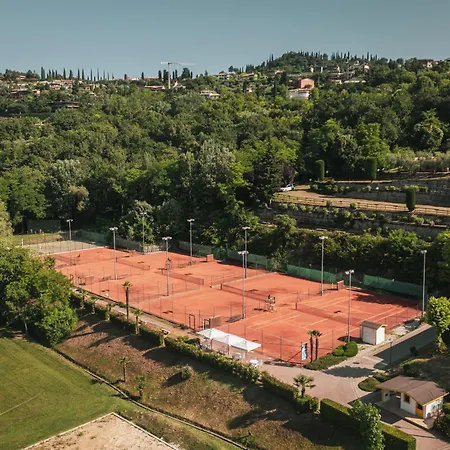 Lejlighedshotel Poiano Garda
